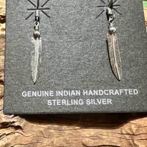 SMALL FEATHER EARRINGS